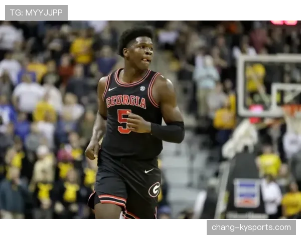 乔纳森·戴维：从中锋到二前锋的角色转型与战术适配