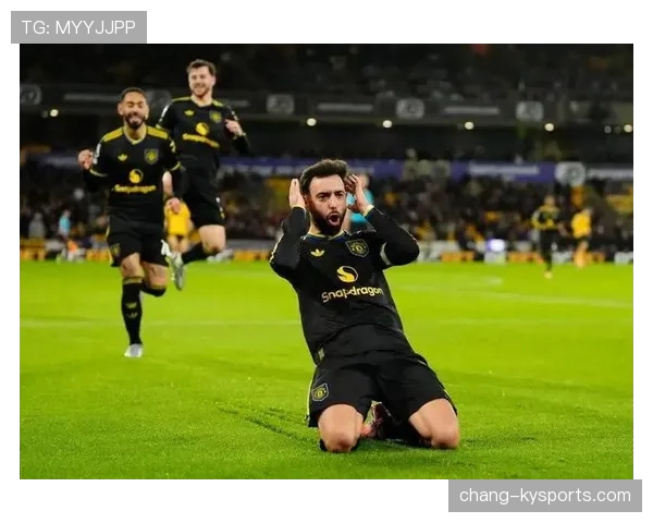 厄德高与B费战术角色分化：前插频率提升如何重塑中场组织重心