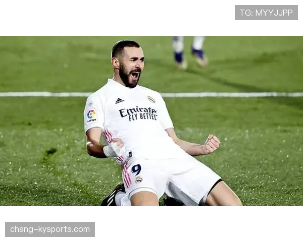 本泽马：从欧冠拼图到五冠核心的进阶逻辑