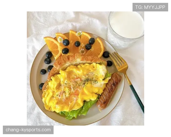 柳雅慧今天晒的早餐，比我一个月工资精致得离谱