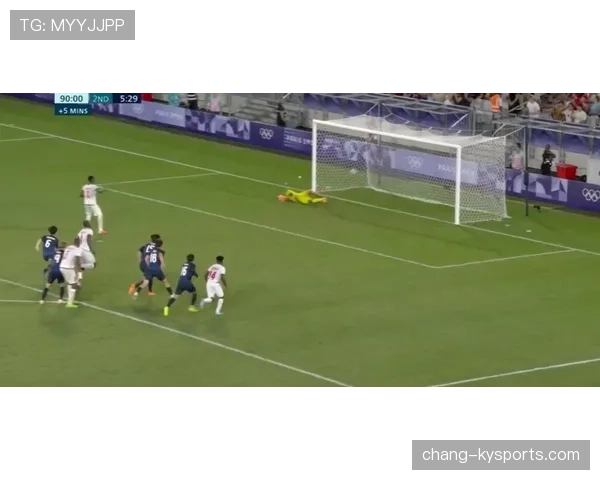 铲球规则详解：合法判罚标准与犯规界限解析